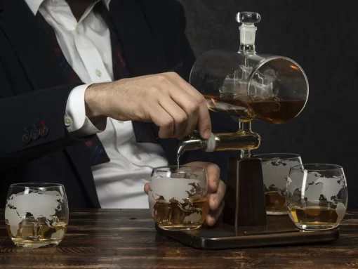 Whiskey Decanter with Antique Ship - Decanter Set with 4 Globe Glasses - Image 5