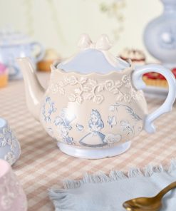Alice in Wonderland - Mad Hatter and Alice Teapot