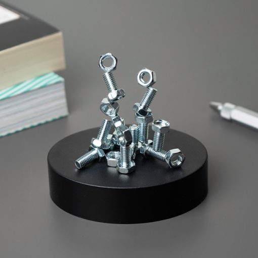 Magnetic Nuts and Bolts - Create 3D Art - Image 2