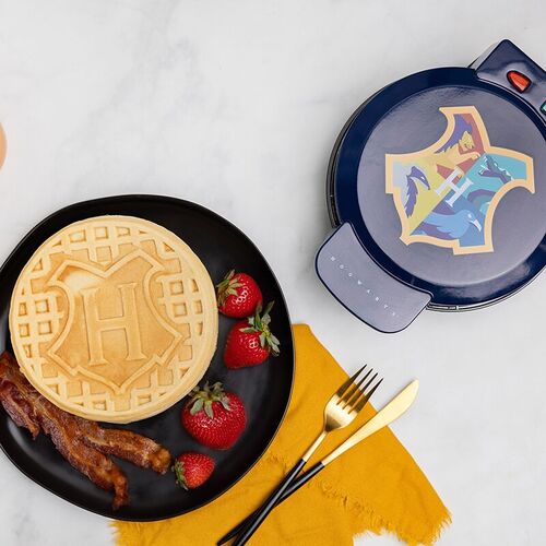 Harry Potter - Hogwarts Crest Waffle Maker - Image 2